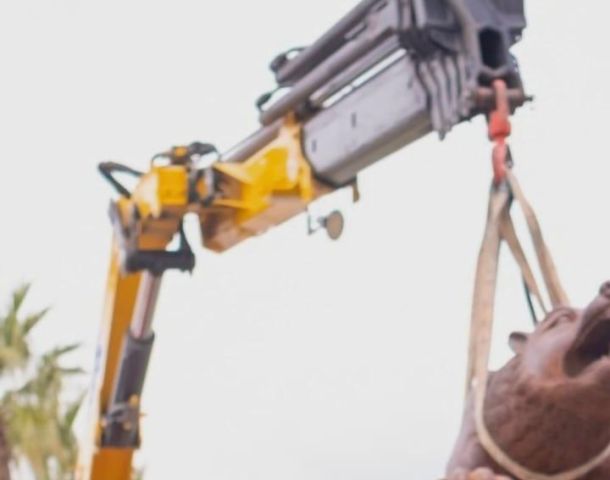 Esempio dalla galleria fotografica di ATG Auricchio Transport & Gru S.r.l.