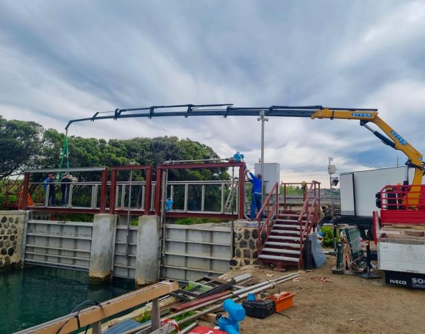 Esempio dalla galleria fotografica di ATG Auricchio Transport & Gru S.r.l.